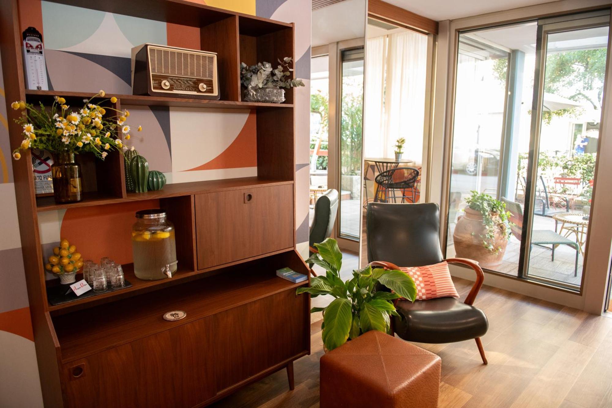 Hotel Mirabella Ричоне Екстериор снимка