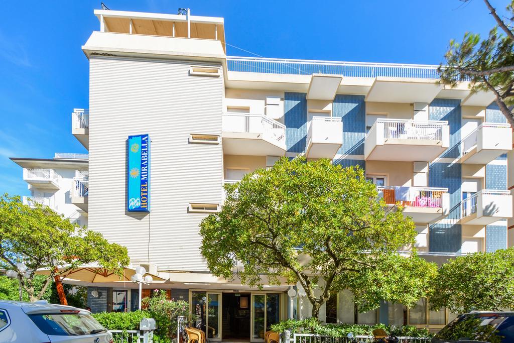 Hotel Mirabella Ричоне Екстериор снимка