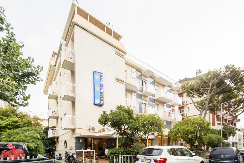 Hotel Mirabella Ричоне Екстериор снимка