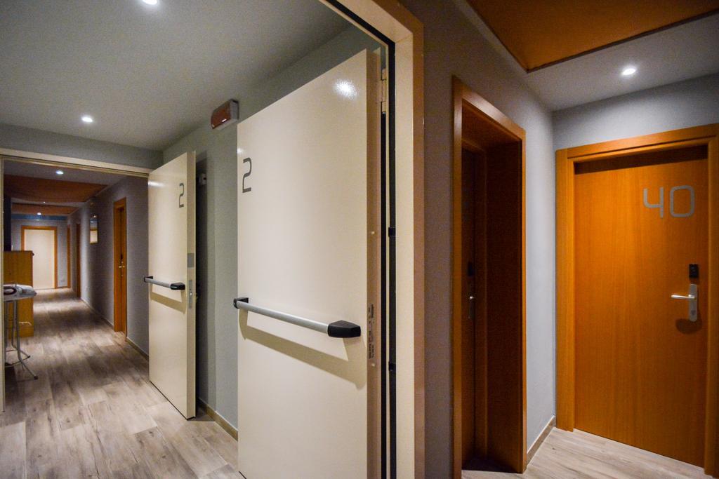 Hotel Mirabella Ричоне Екстериор снимка